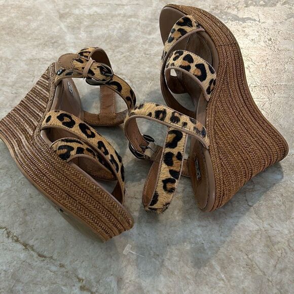 UGG Calf Hair Animal Print Wedges - Picture 4 of 9